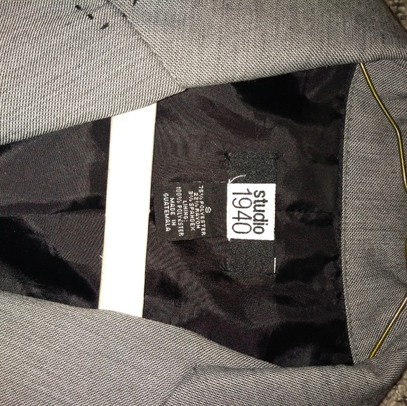 Blazer - Picture 2 of 2